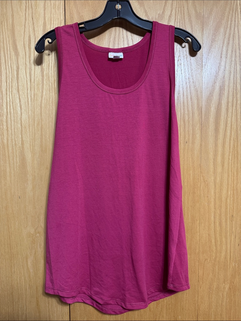 LuLaRoe Women's Sleeveless Scoop Neck Tank Top - Rose Pink